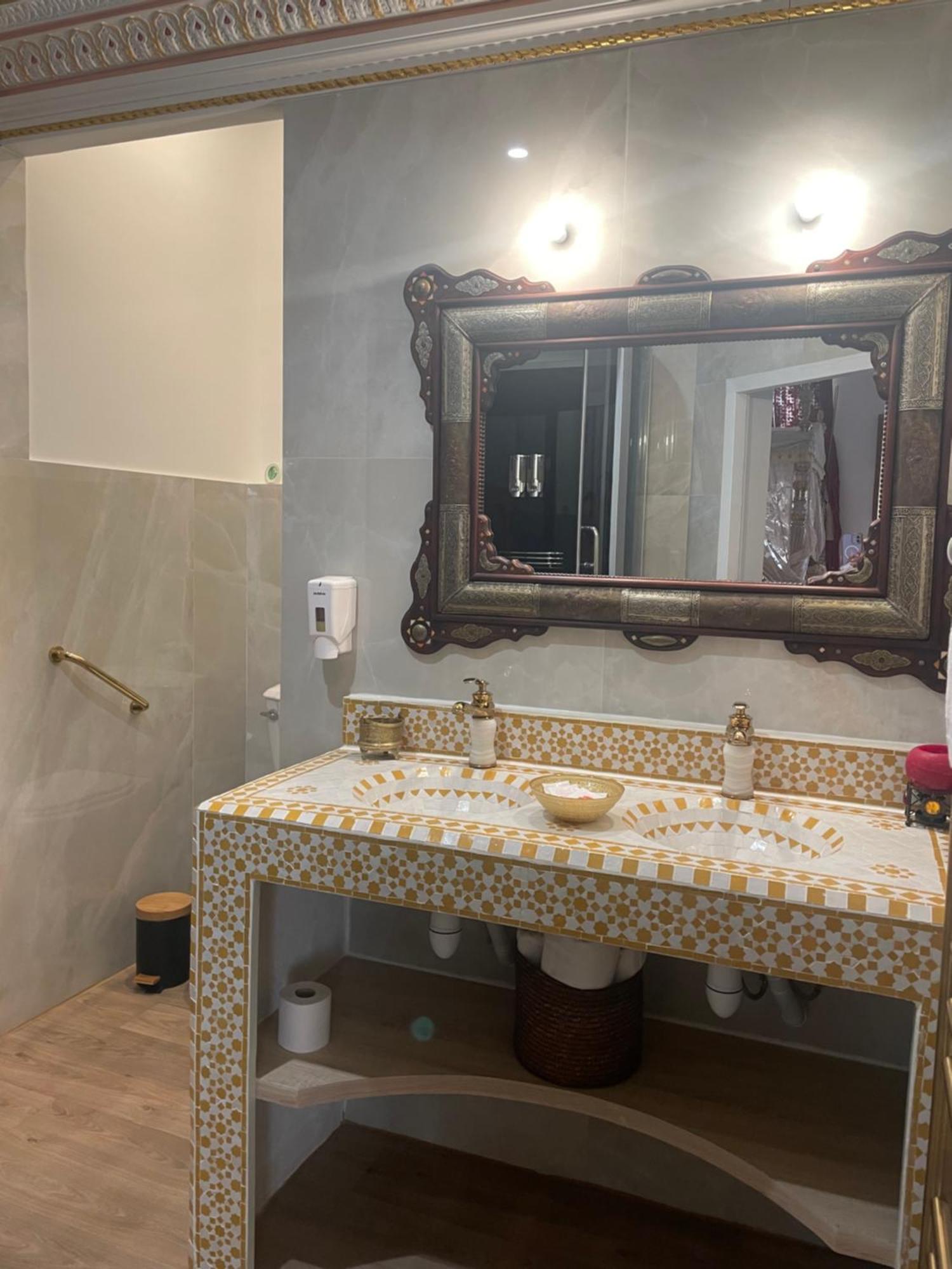 נרבון Suite Orientale Maison De L'Eglise Du Couvent מראה חיצוני תמונה